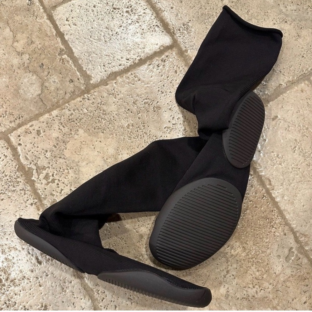 YZY Pods Kanye West Sneaker socks